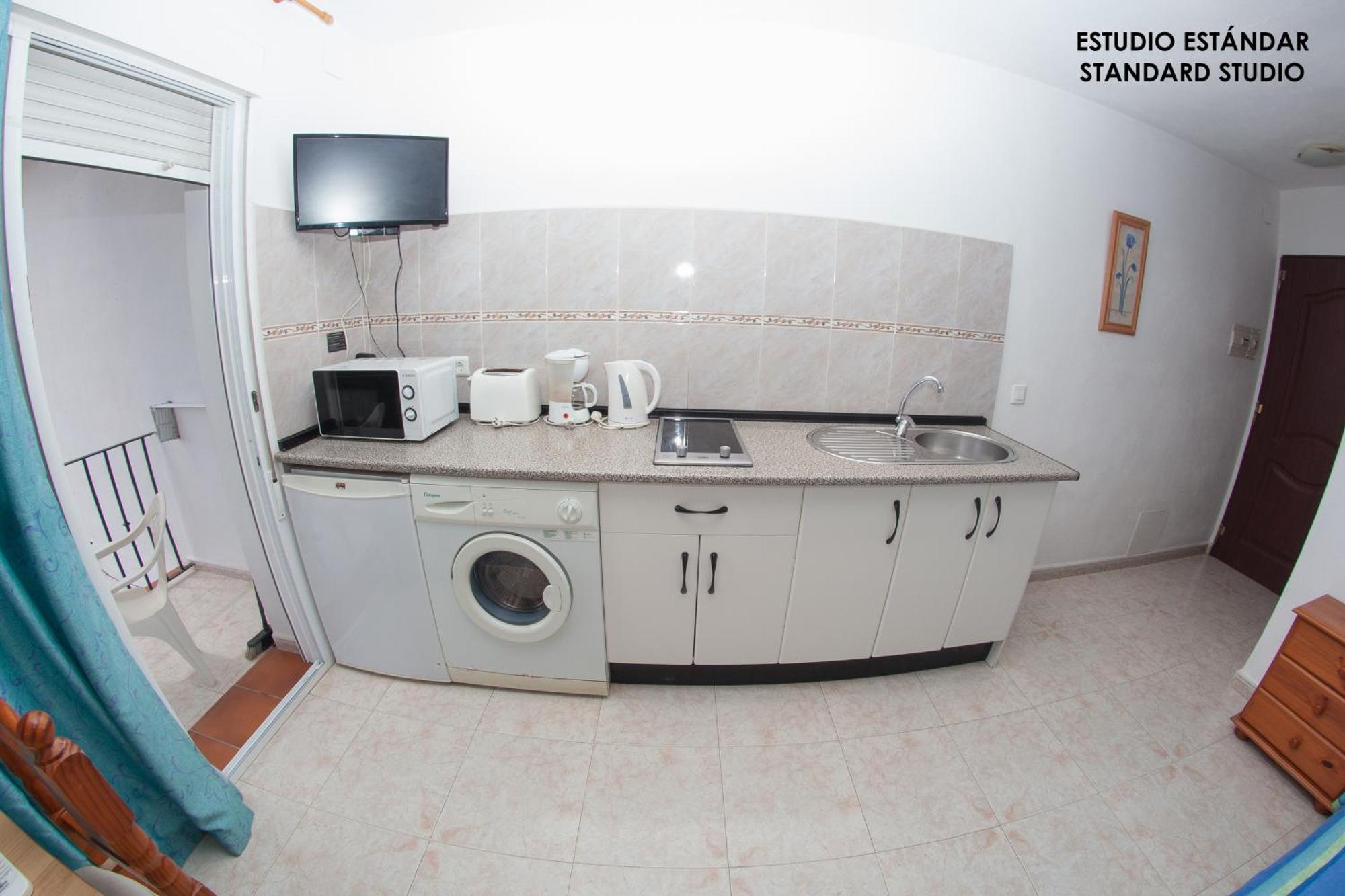 Apartamentos Rurales Santos Benajarafe Exterior photo